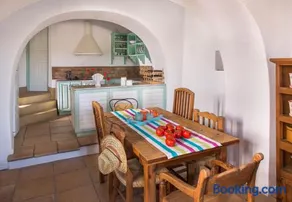 Sfendoni House - Image 3
