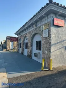 Monterey Motel - Image 2