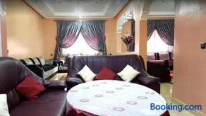 Bright Apartment Marrakech 130m² + Terrace - Image 4
