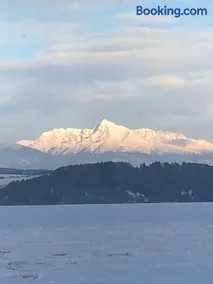 Zrub Kriváň Chalet with Mountain View - Image 2