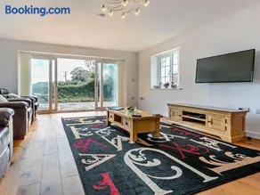 5 Bed in Newquay oc-46489 - Image 4