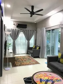 Fidaiy Homestay - Image 2