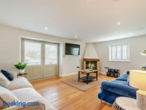 3 Bed in Harrogate oc-91269 - Image 5
