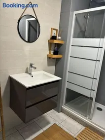 Charmant appartement lumineux en rez-de-chaussée - Image 1