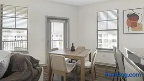 Landing Modern Apartment with Amazing Amenities (ID1167X724) - Image 2