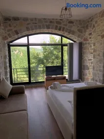 Bujtina Vrenezi - Image 2