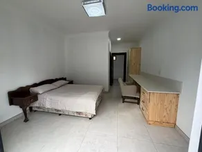 Surprise Ridge Retreat - Image 3