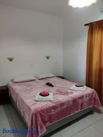 Ekaterini Apartments - Image 2