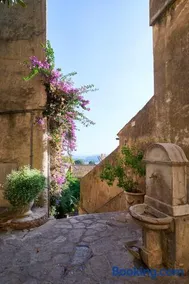 Romantic getaway in Bormes - Image 4