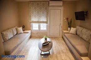 Paporas Apartments - Image 3