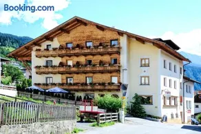 Hotel Traube - Image 1