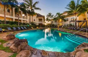 D210 Second Floor 3-bedroom Poolside Lanai - Image 5