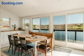 The Lake House - Image 3