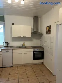 City Monteur Apart - Image 3