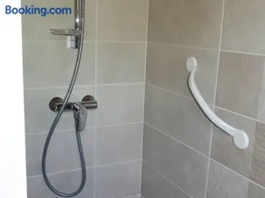 Wifi, à 350m des remontées, 2ème étage, vue village, balcon, parking, 60m², Les Gets - Image 3
