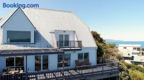 Marengo Views - 180 Degree Clifftop Ocean View Home - Image 5
