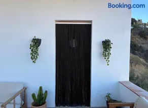 Luxury Wellness Villa with Pool Yoga Studio & Hammam for 14p & 40 min to Malaga city - Image 2