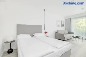 Sea&Lake Luxurious Apartments with Parking by Noclegi Renters - Image 1