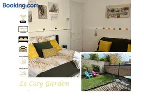 Au Cosy Garden - Image 1