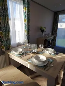 Hoburne Bashley Self-Catering Holiday Home - Image 5