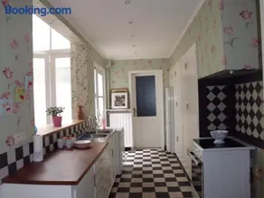 Apartments Suites in Antwerp - Image 2