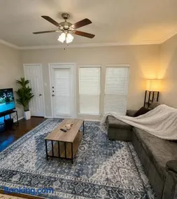 Luxury Dallas Escape- Resort View Prime Location - Image 2