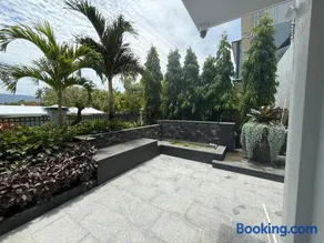 Luxury Terrace Apartment - Image 2