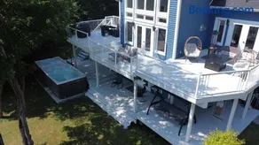 Luxurious Lakeside Chalet with Swim Spa - Image 2