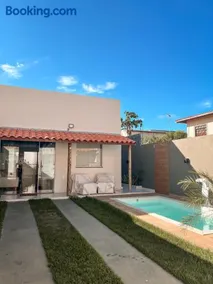 Casa de Praia com Piscina - Image 1