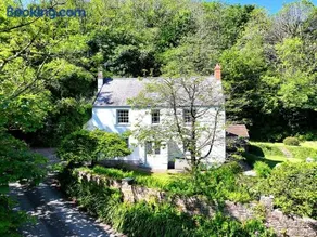 Idyllic cottage with large garden near the sea - Image 3
