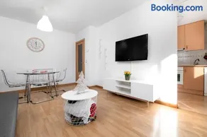 Apartamento en Sabiñánigo con amplia y soleada terraza - Image 5