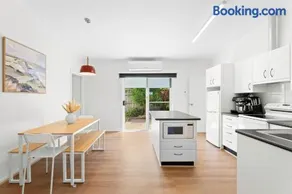 5 Ross Street , Narooma NSW 2546 - Image 4