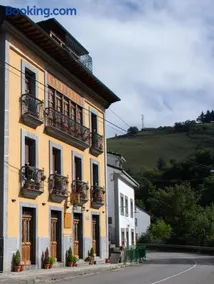 Apartamentos Rurales Las Mestas - Image 1