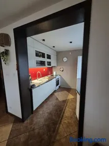 Dom pod flagą - Image 4