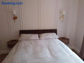 Linroy Guest House - Image 3