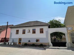 TR 1823 Vendégház - Image 2