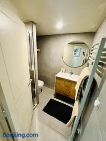 Appartement moderne et chaleureux - Image 2