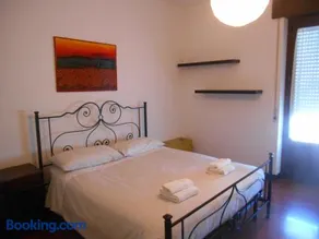 Niguarda Alfred House - Image 1