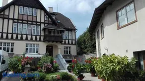 Haus zu den Zwei Eichen - Image 1