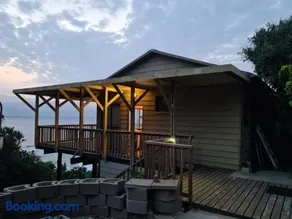 Pequena Casa Holiday Home Malongane - Image 2