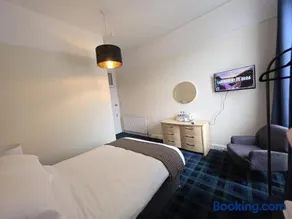 Waverley Hotel - Image 2
