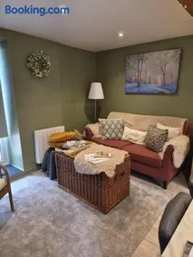 Hare's Rest - Cosy cottage with private parking near Bath - Image 2