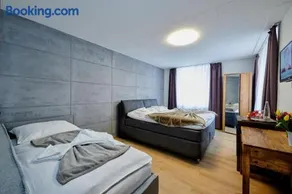 Hotel Giamas - Image 3