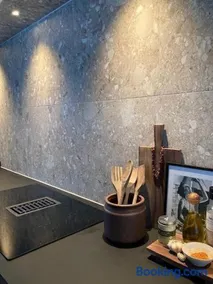 Havsnära villa med vedeldad bastu, perfekt för familjer och företag - Image 5