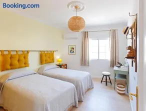 Lumae Guesthouse - Image 4