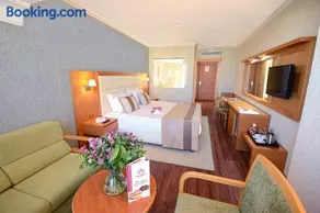 Insfra Hotel - Image 4