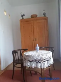 Hagyományőrző és múltidéző porta - Image 1