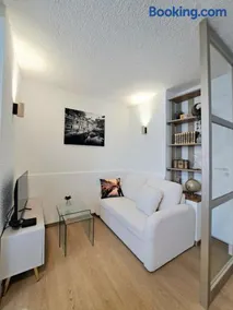 Chez Agnès - Charme alsacien au coeur de Colmar, avec parking privé - Image 2