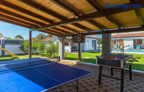 Villa Alba Rossa near Pula for 6 people with private 50 m2 pool only 1 km from the beach - Image 5