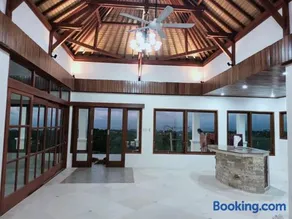 Alam Sweet Ulu-Modern "Balinese Style Villa" 3 Large Comfy Beds 2 private Bedrooms, Panoramic Ocean Views Pool - Image 5